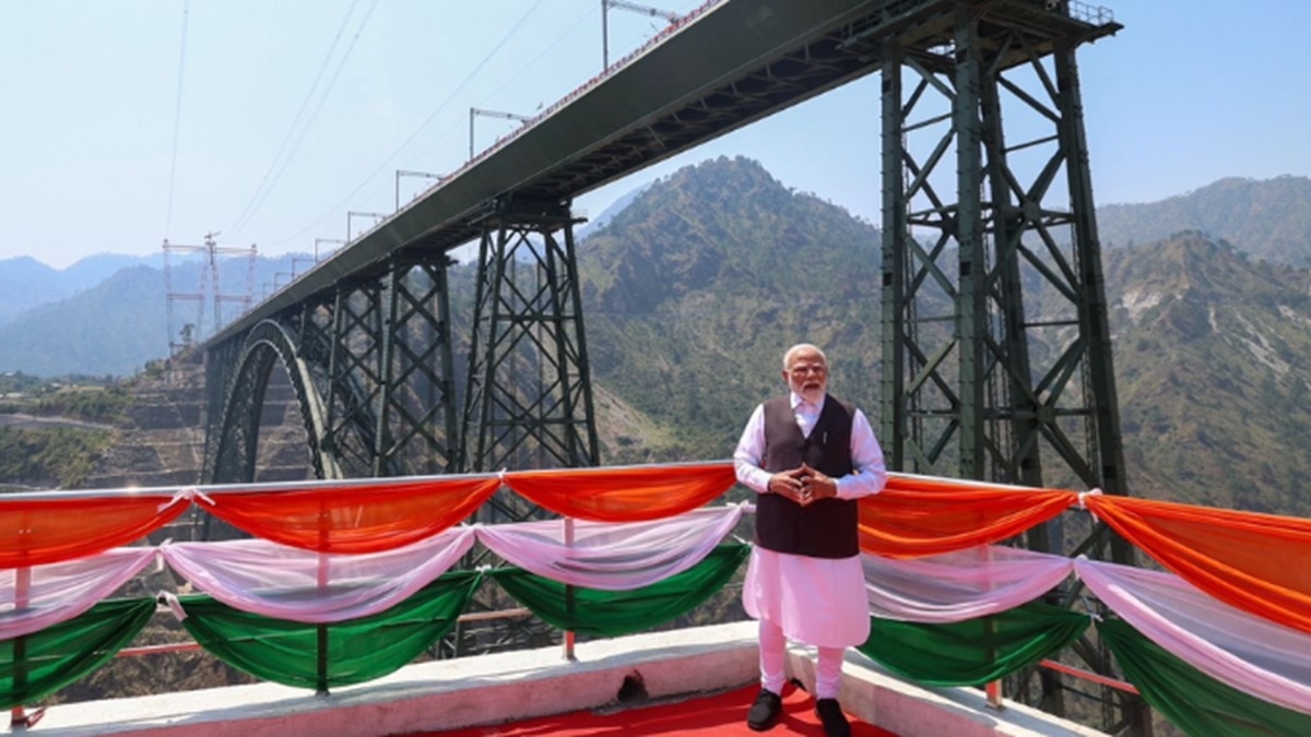 68432da7cdd44-chenab-rail-bridge-060417601-16x9.png