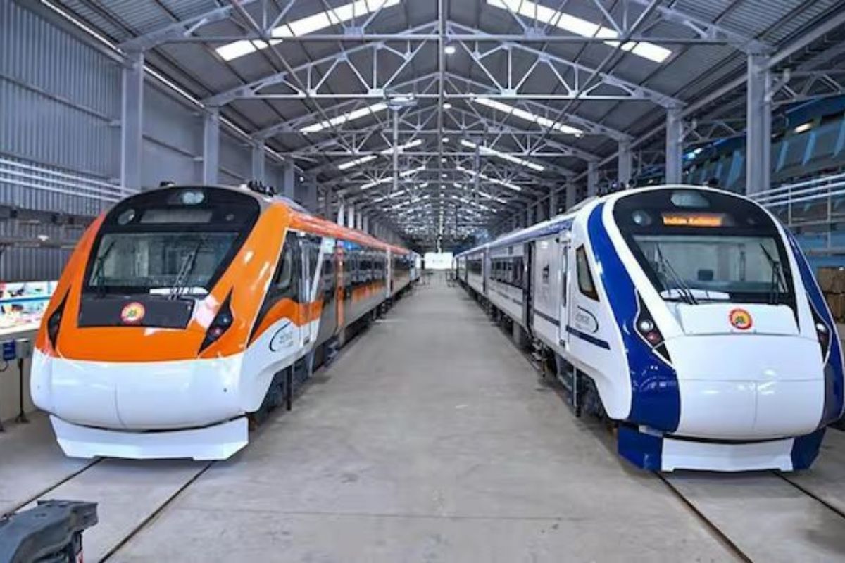 vande-bharat-amrit-bharat-train.jpg