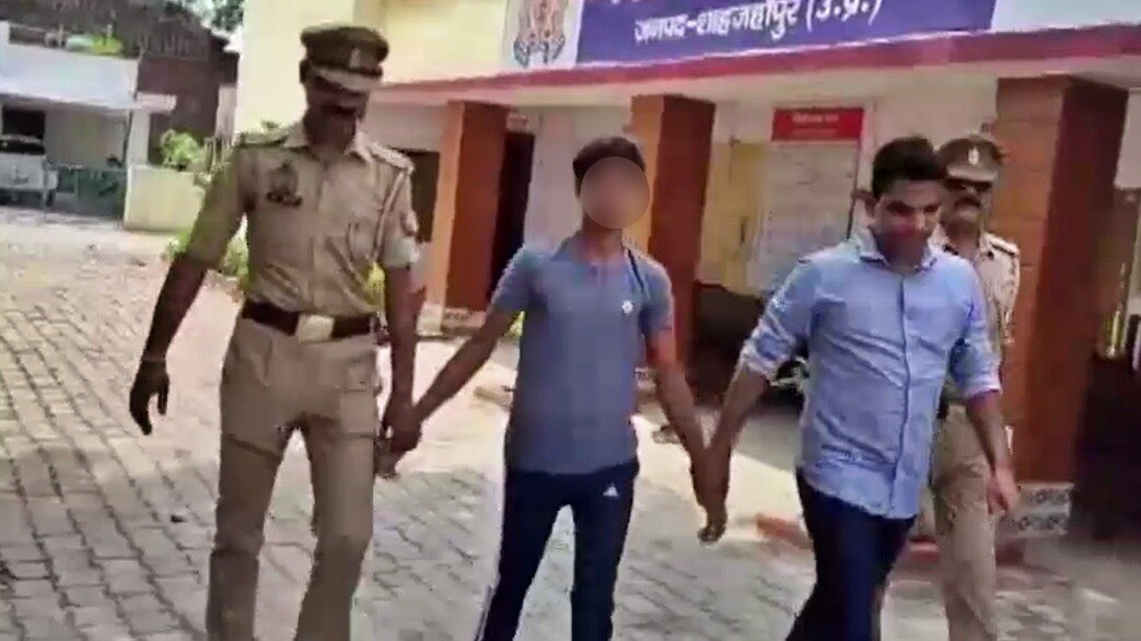 6874fbaaaaa42-murder-accused-student-in-shahjahanpur-police-custody-photo-screengrab-144420819-16x9.jpeg