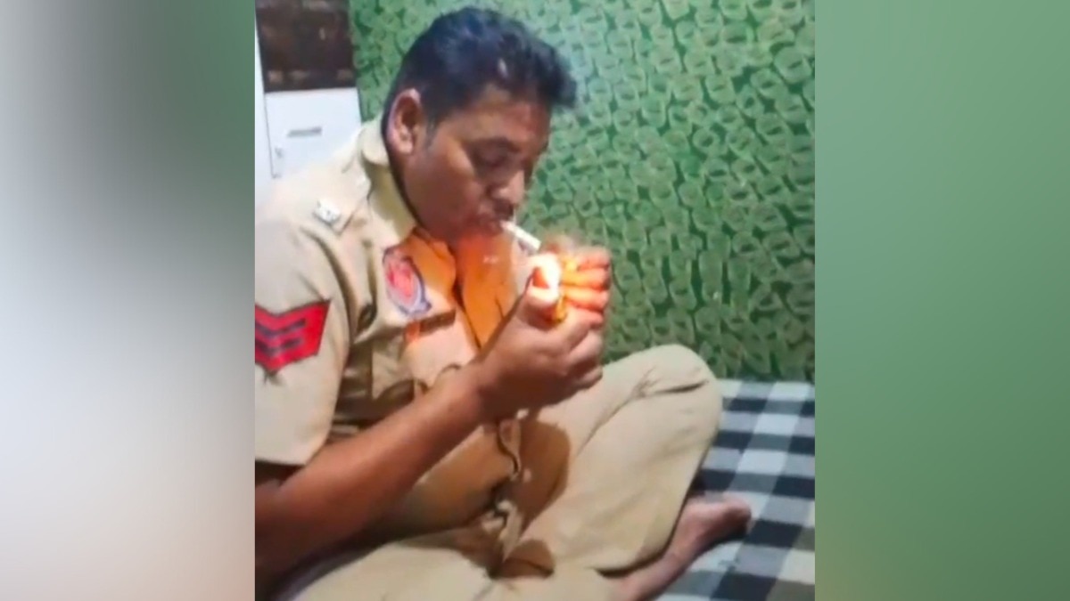 688367547b0d0-punjab-police-drug-video-251526777-16x9.png