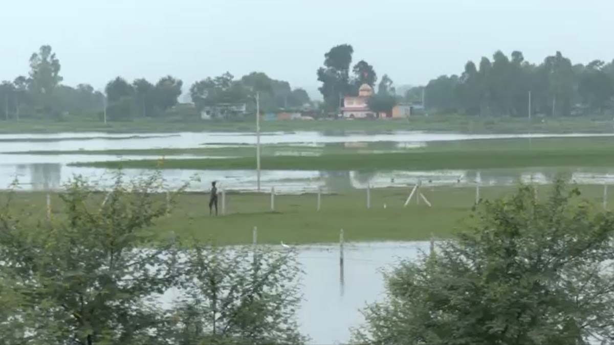 689b211f61154-uttar-pradesh-flood-ground-report-video-screenshot-itg-121013347-16x9.jpg