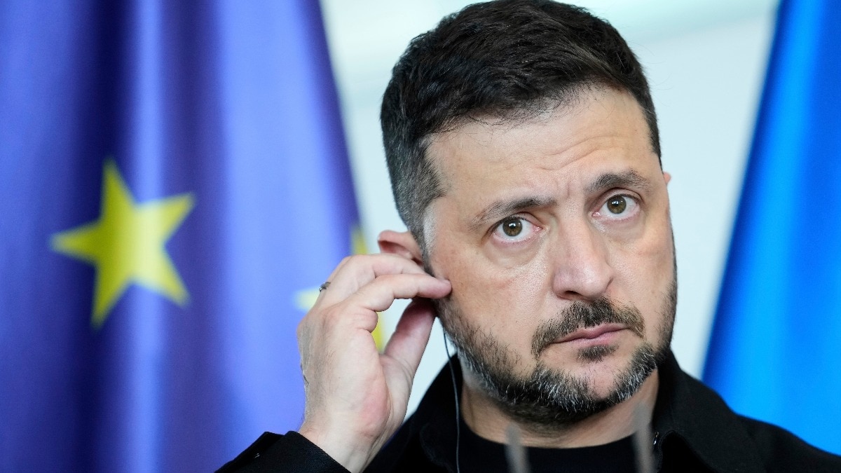 68a29e9e5f4ec-volodymyr-zelenskyy-183136111-16x9.jpg