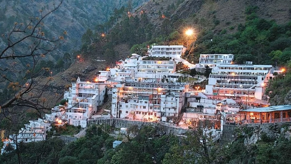 69beb8d3b2938-vaishno-devi-yatra-new-rules-234037506-16x9.png