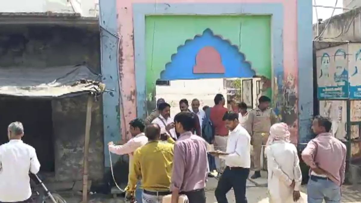 69c880e43e835-sambhal-illegal-encroachment-government-land-mosque-madrasa-measurement-action-2931107.jpeg