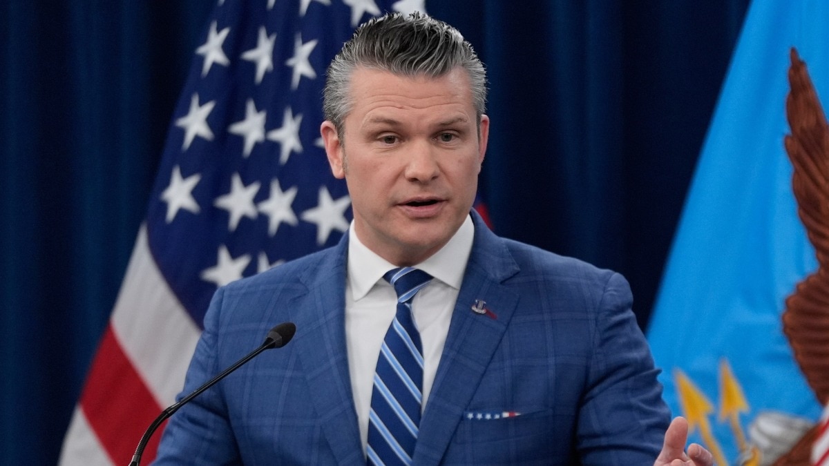 69e0d3a08f3f6-pete-hegseth-warning-iran-161838695-16x9.png